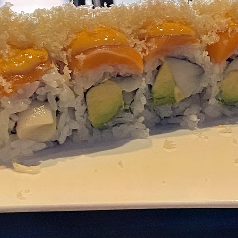 Delicious Salmon Roll Experience