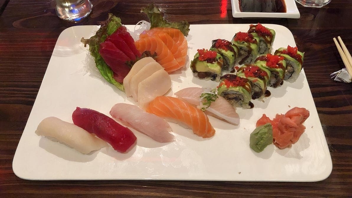 Sushi & Sashimi Lunch Combo.