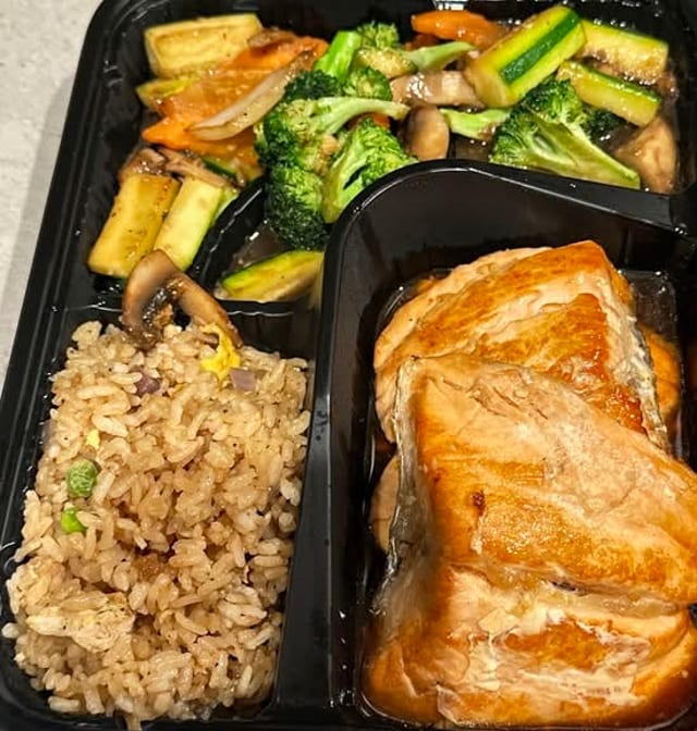 Salmon Hibachi.